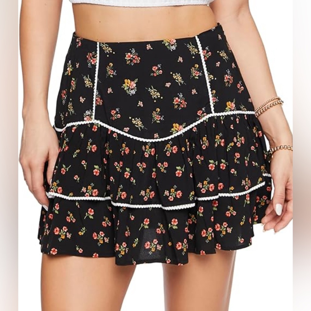 Forever 21 Black Floral Ruffle Mini Skirt Cottagecore Boho Size XS Ruffle NWT